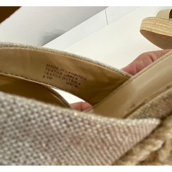 Michael Kors Berkley Espadrille Wedge Sandal 8.5 Platform Pale‎ Gold Canvas - Picture 9 of 11